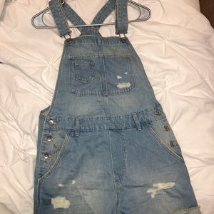 Denim light wash short overalls